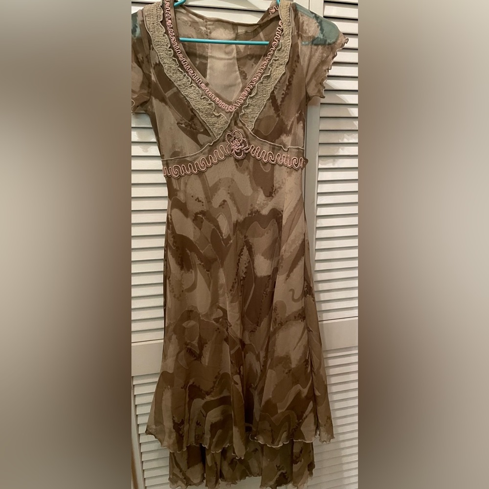 Shirt Passion Italy dress. Size M. Coffee color.